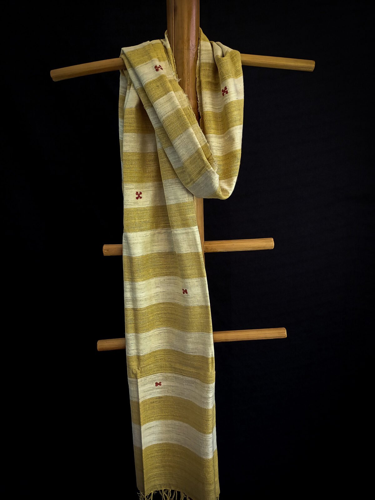 Yellow &White Eri Natural Dye Stole - Image 3