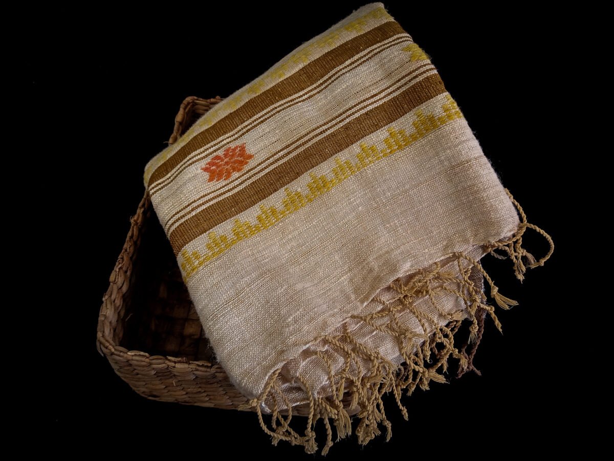 White Mix Eri Natural Dye Stole - Image 2