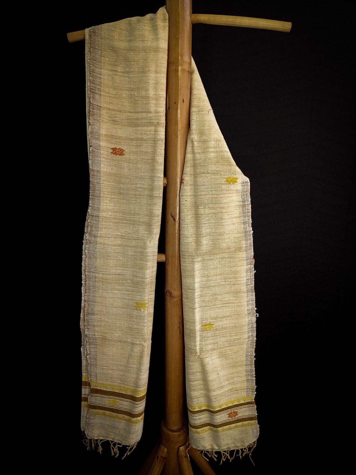 White Mix Eri Natural Dye Stole - Image 5