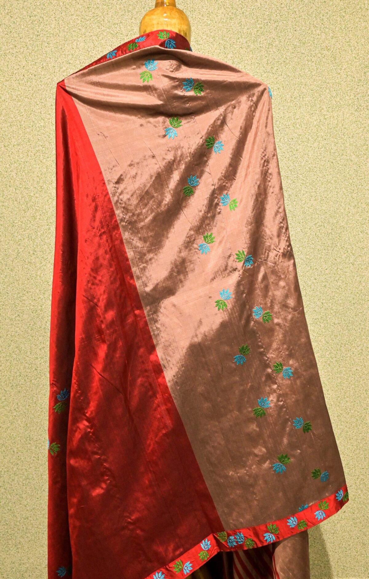 Mulberry Silk Red Saree - Image 4