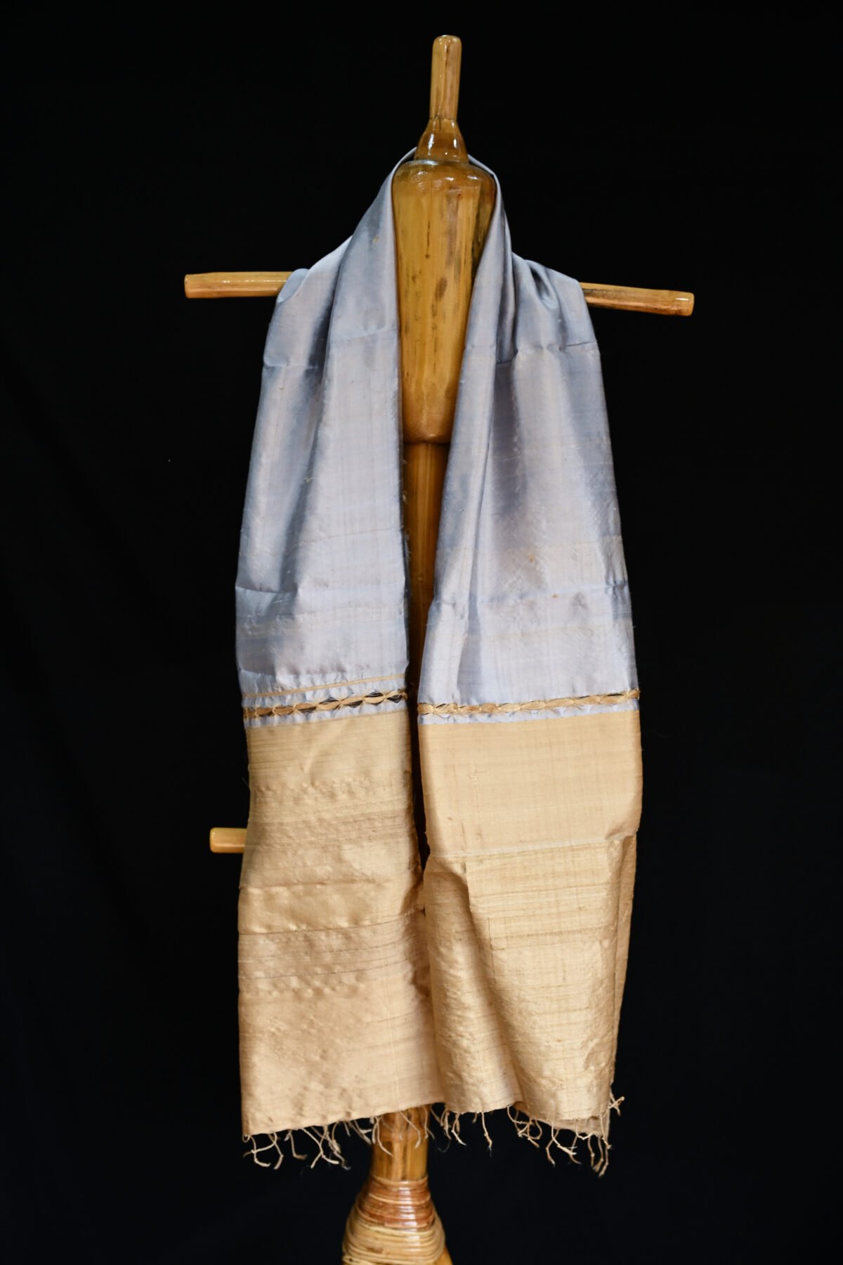 Muga & Paat Silk Stole - Image 2