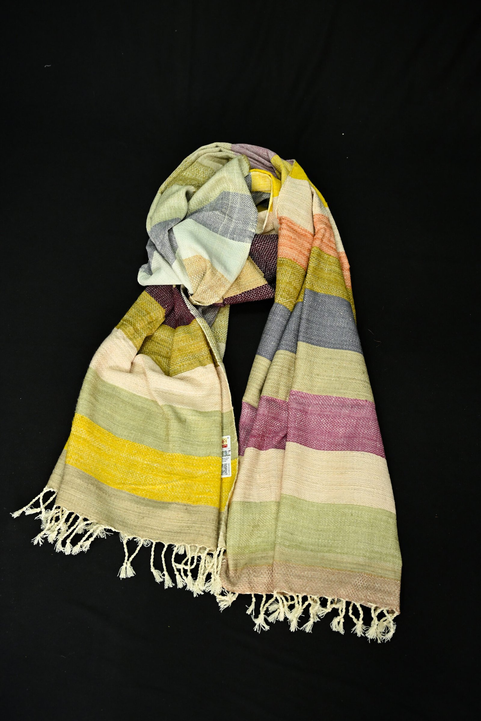 ERI TWILL SHAWL - Image 3