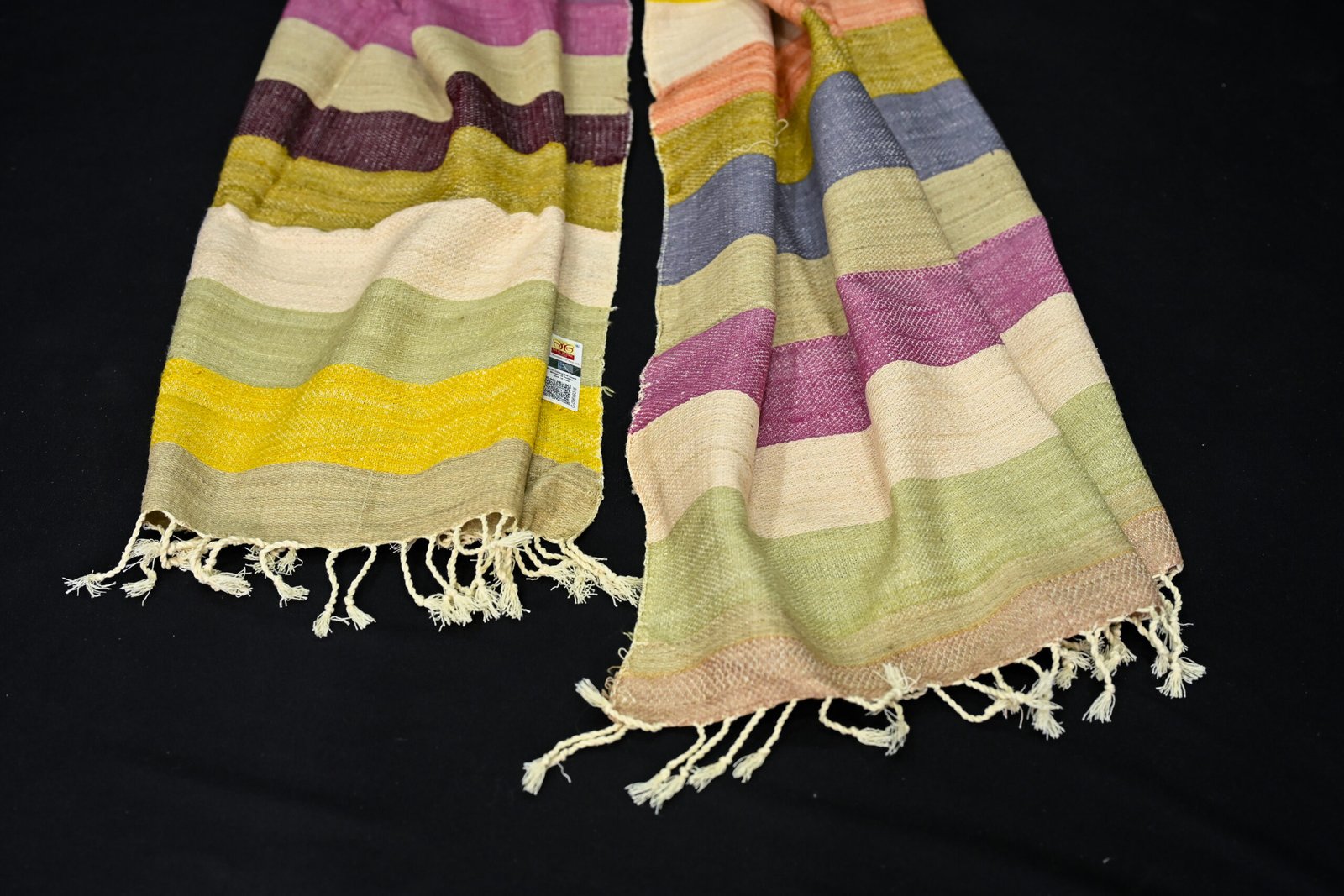 ERI TWILL SHAWL - Image 5