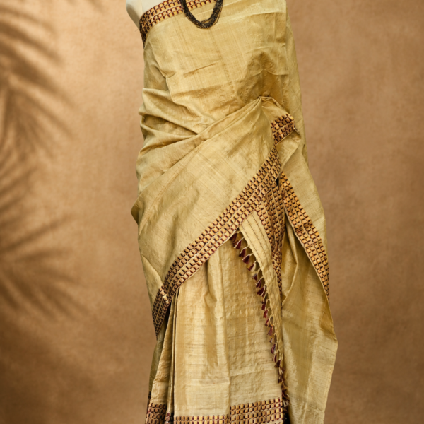 MUGA MEKHELA CHADOR BROCKET PURPLE & ZARI WORK