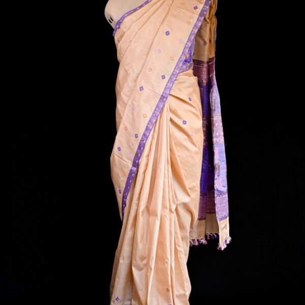 Alternative view of Mulberry Tassar Silk Saree_Contr