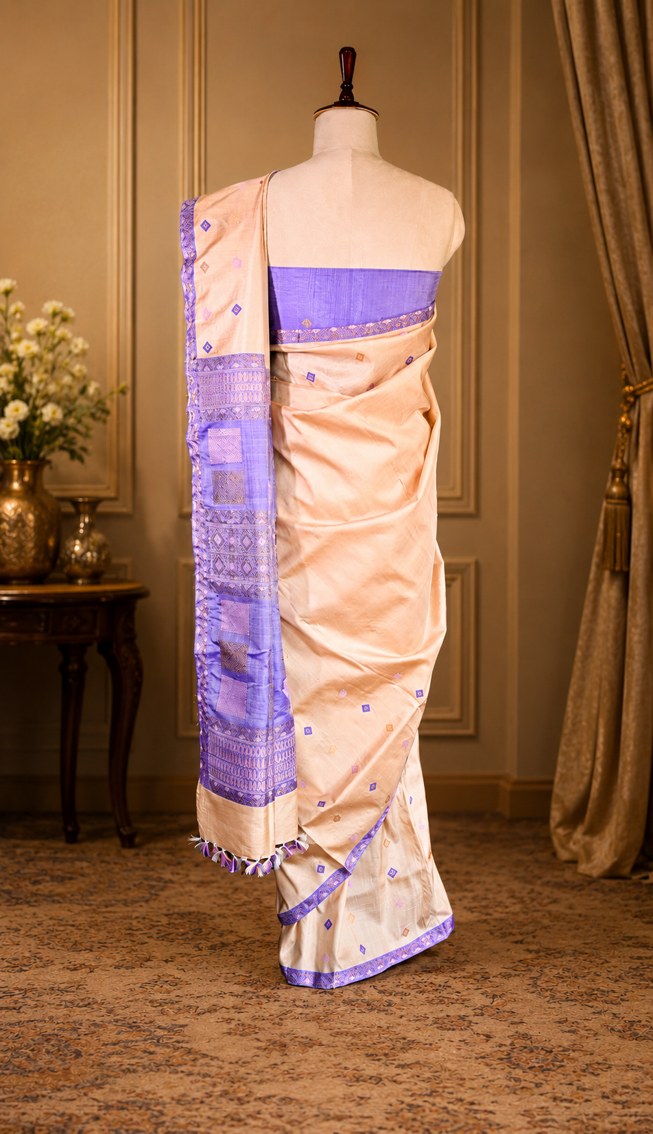 Mulberry Tassar Silk Saree_Contr - Image 4