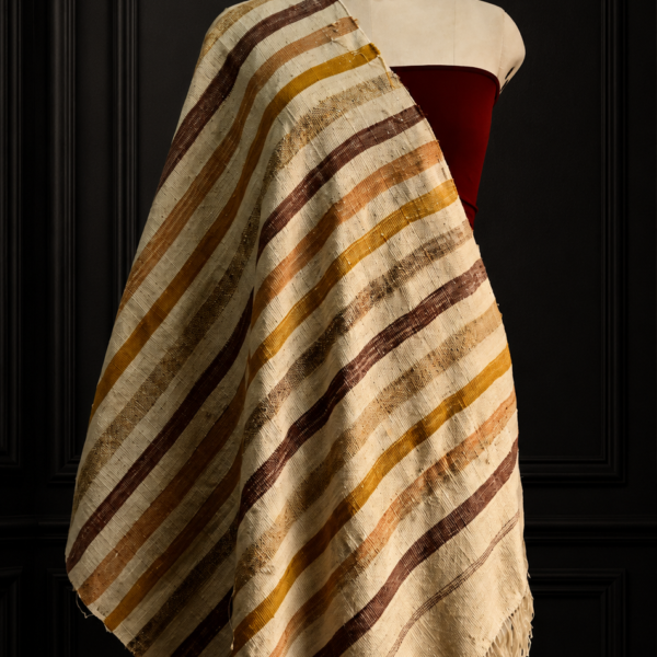 Alternative view of ERI SHAWL BUSKET