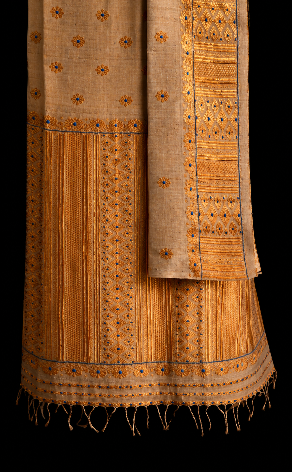 MUGA SAREE FLORAL - Image 6