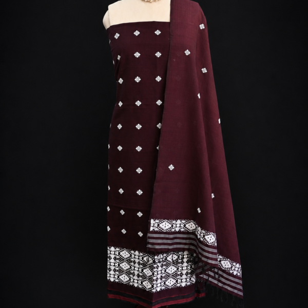 Alternative view of COTTON KURTI SET