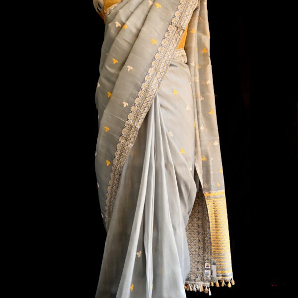 Alternative view of MULBERRY RAW SAREE SILVER